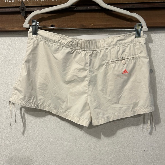 Adidas White Performance Women’s Shorts Size Small  (1336) - Picture 2 of 6